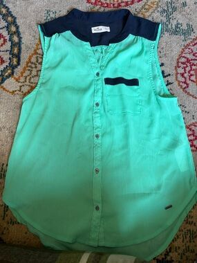 Hollister Mint Green Sleeveless Button-Front Top with Navy Trim